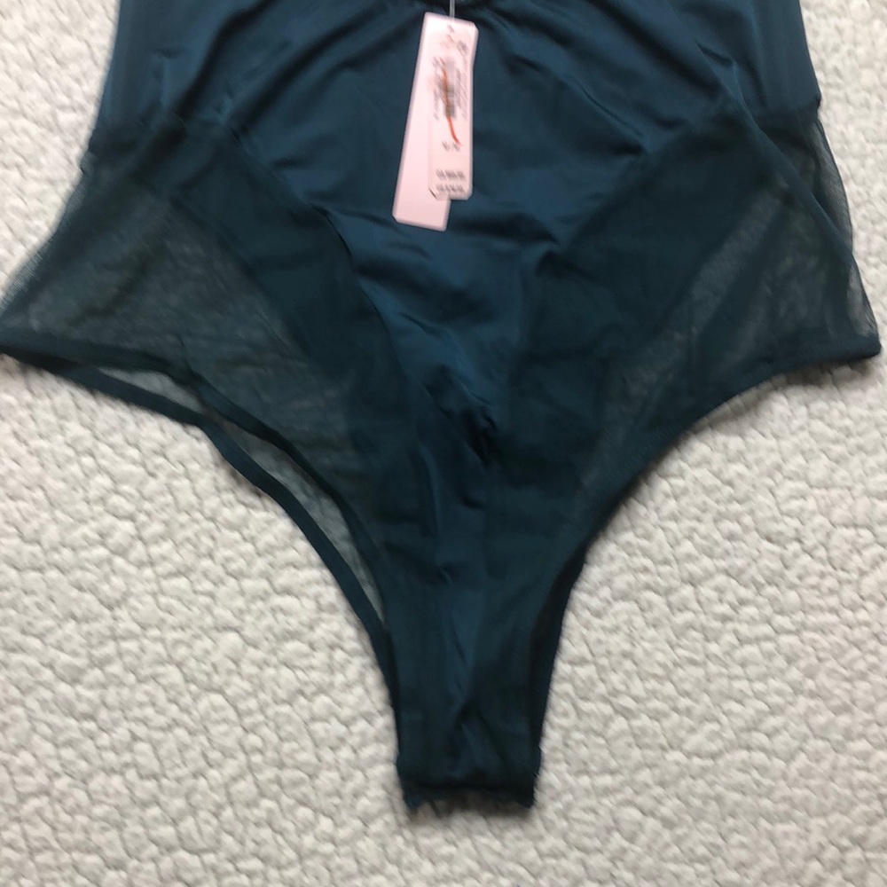 VICTORIA SECRET - Picture 5 of 7